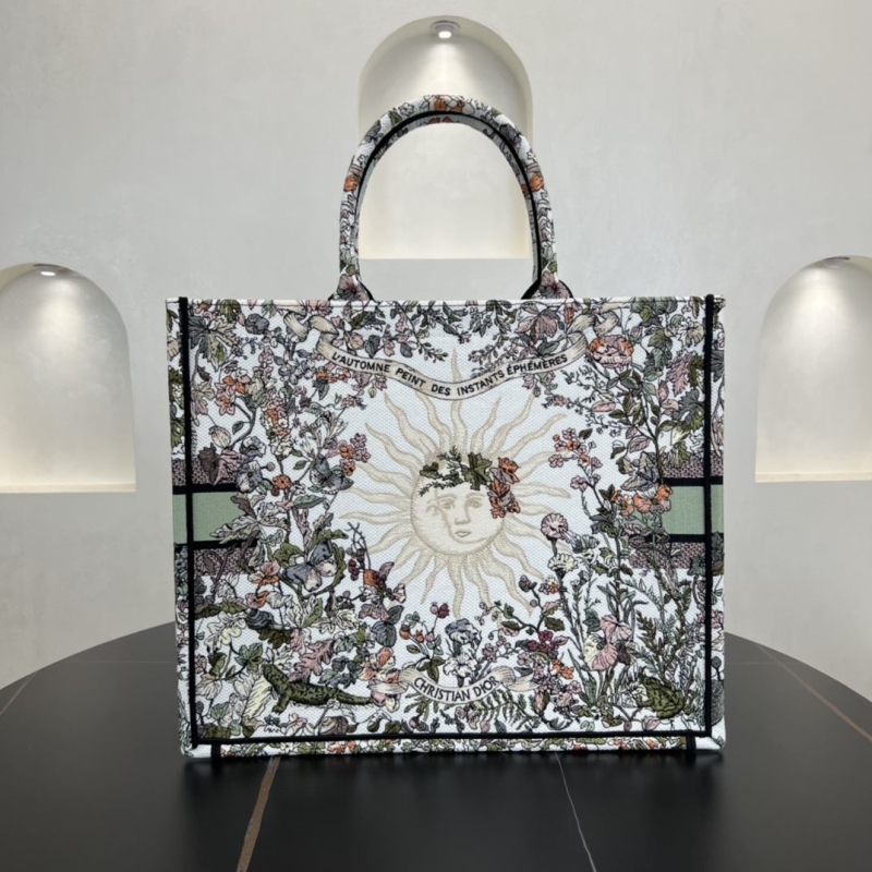 Dior Shopping Bags